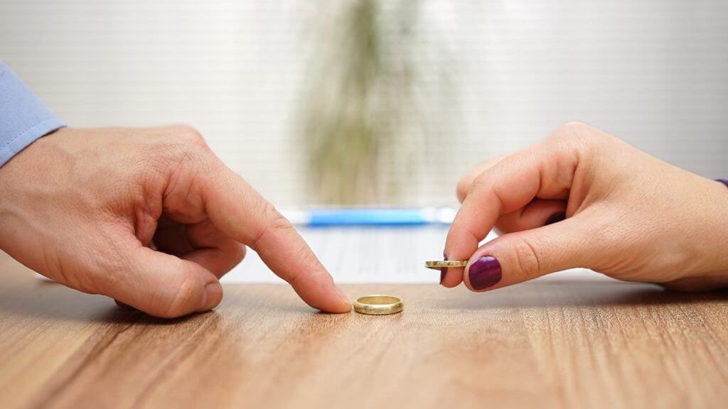 Sediul unei primării din România, scos la licitaţie în urma unui proces de divorţ 