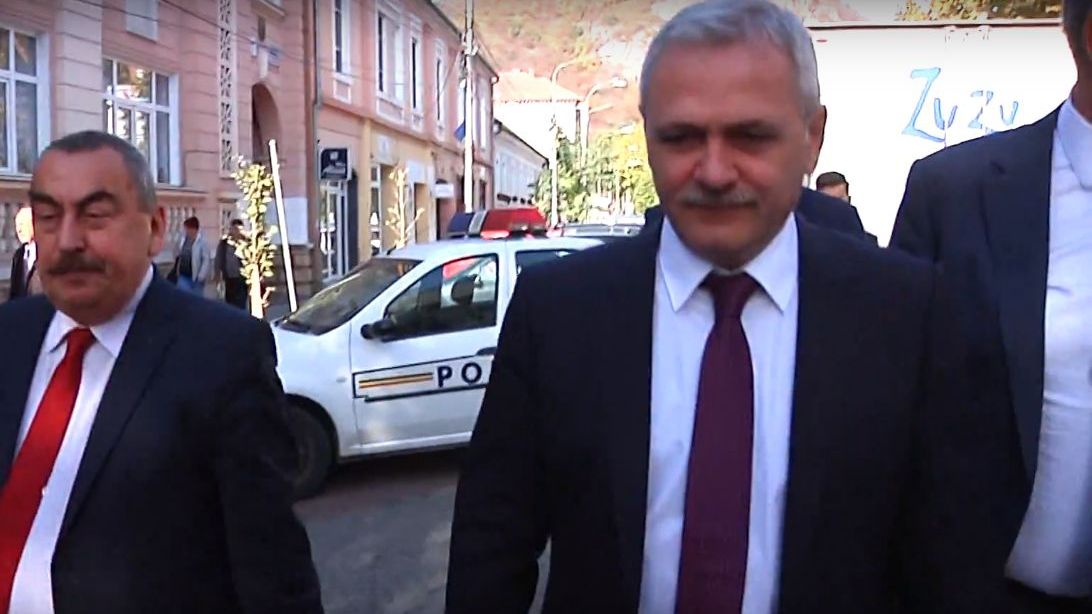 Liviu Dragnea, huiduit la Deva: ”Infractorule! Penalule!”