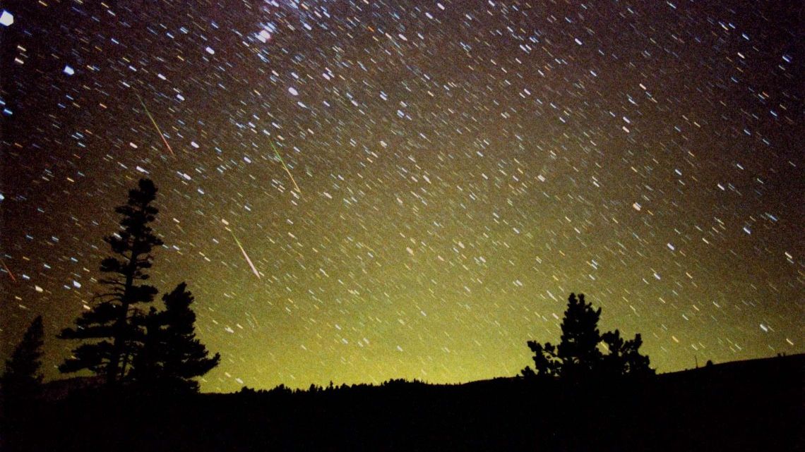  Stele căzătoare în valuri, în noaptea de joi spre vineri. Ce spun astronomii despre Leonide
