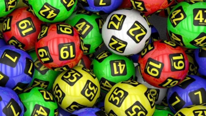 Un arădean a reuşit să dea lovitura la Loto 5 din 40