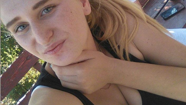 A plecat la şcoală şi nu s-a mai întors acasă. Părinţii fetei, disperaţi