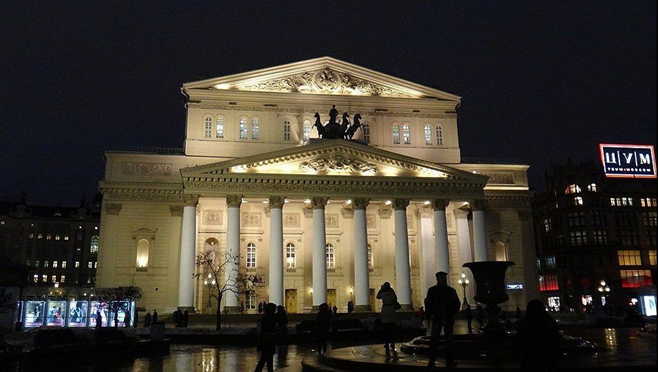 Mii de persoane, evacuate la Moscova în urma unor alerte cu bombă 