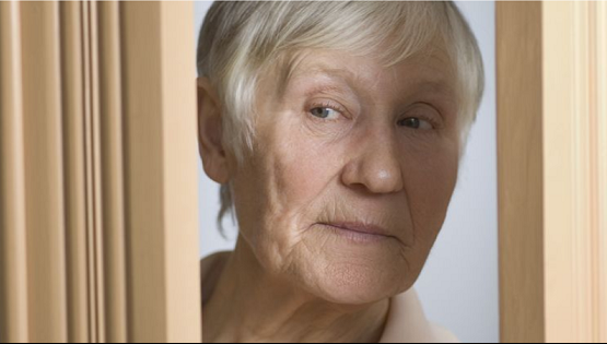 Atenţie, români! O nouă metodă de înşelăciune în România: bătrânii, ţinte sigure!