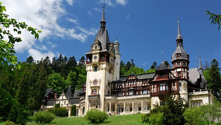 Ce chirie încasează Casa Regală de la statul român pentru castelul Peleş din Sinaia