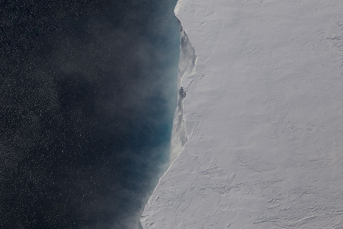 RAPORT: Apocalipsa civilizației noastre vine din Antarctica și ar putea începe în 20 de ani