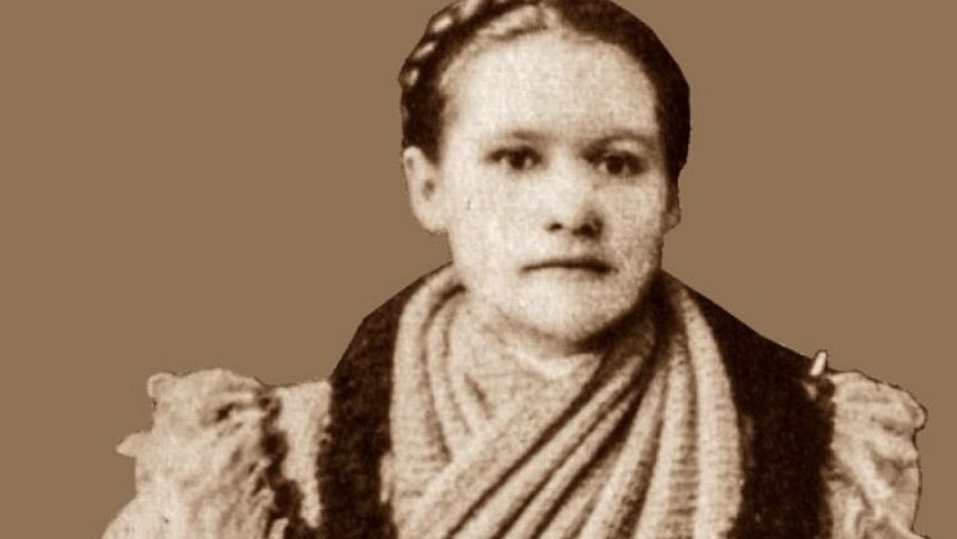 Mormântul unei tinere din Arad e loc de pelerinaj. Povestea stranie a ”Stigmatei din Bocsig”