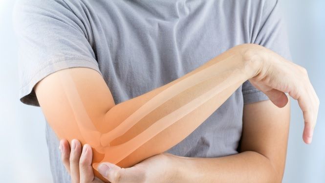 Cele două alimente interzise persoanelor care suferă de reumatism