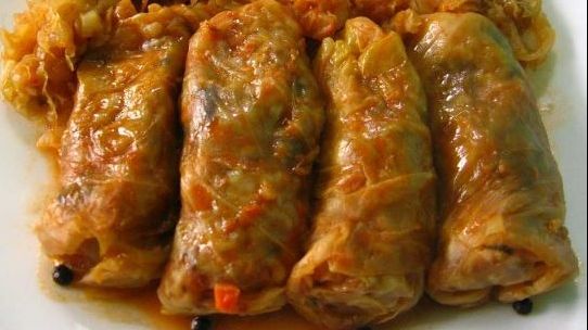 Câte sarmale ai voie să mănânci de Sărbători ca să nu te îngrași deloc