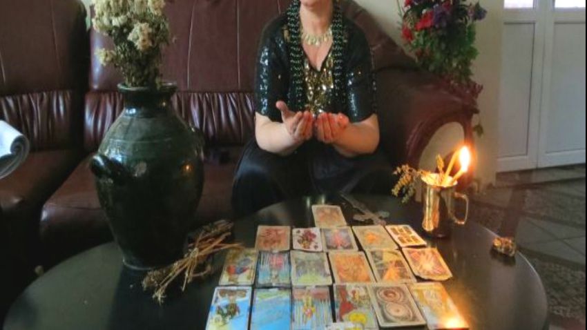 GEST DISPERAT al unei moldovence căreia i-a plecat bărbatul de acasă.Ce a făcut ca să-l aducă înapoi