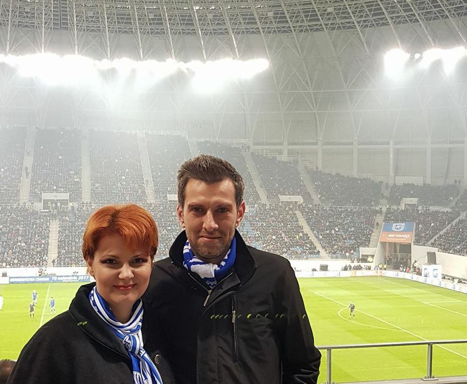 Olguţa Vasilescu, fotografie de la inaugurarea stadionului din Craiova, proiectul său de suflet