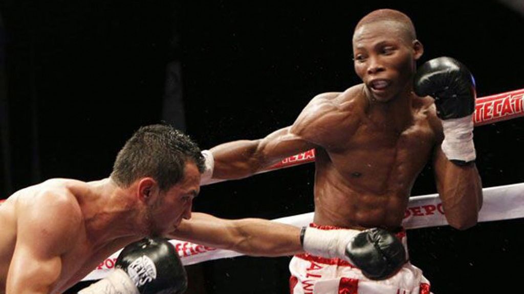 VIDEO. Un nou record mondial. Un boxer şi-a făcut adversarul KO după 11 secunde