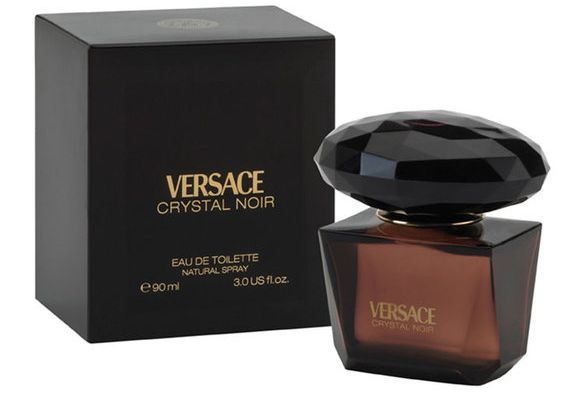 Reduceri parfumuri. Zece idei de cadouri pentru Ziua Îndrăgostiților