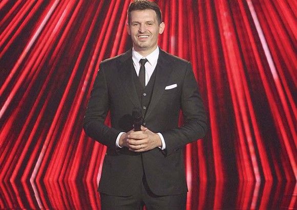 Alin Pascal - câştigătorul "Te cunosc de undeva". E FIU de artişti, iar mama sa e foarte iubită!