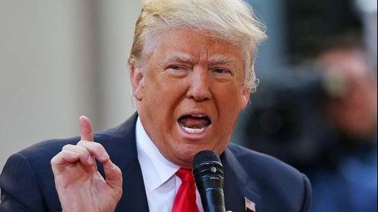 Trump se joacă periculos cu promisiunea mutării ambasadei la Ierusalim