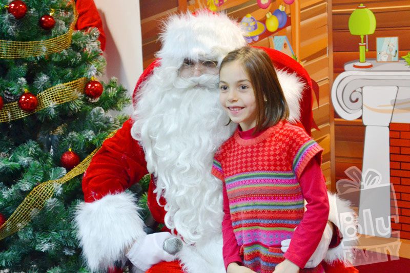 Ce face un Moș Crăciun profesionist? Interviu cu BluParty despre cei mai închiriați animatori