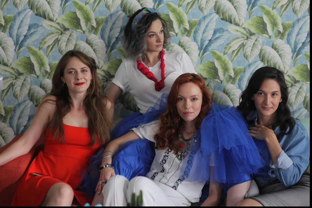 CASTiNG, cel mai așteptat serial online de comedie, s-a lansat în spațiul virtual(VIDEO)