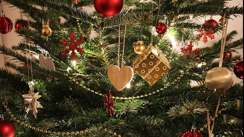 Tradiția neobișnuită de Crăciun. Ce cadouri se oferă în această țară nordică