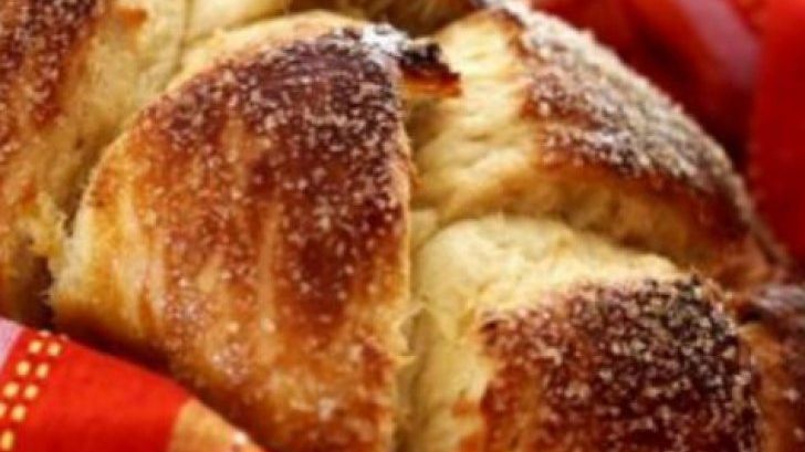 Sărbători fericite! Secretul cozonacului trântit. Cel mai bun cozonac de Crăciun 