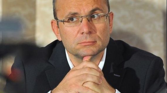 Gușă: Se deschide calea devalizărilor. Influența politică va fi folosită pentru profit 