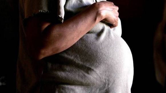 Povestea terifiantă a femeii care a născut un bebeluş cu coadă de sirenă