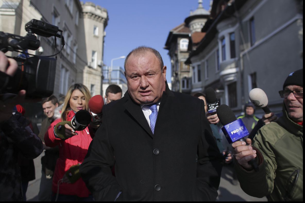 Surse: Ion Mocioalcă, secretar general al Pro România, îl părăsește pe Ponta și revine în PSD