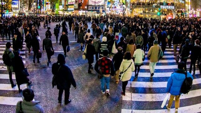 Iată câți oameni vor exista pe pământ la 1 ianuarie 2018