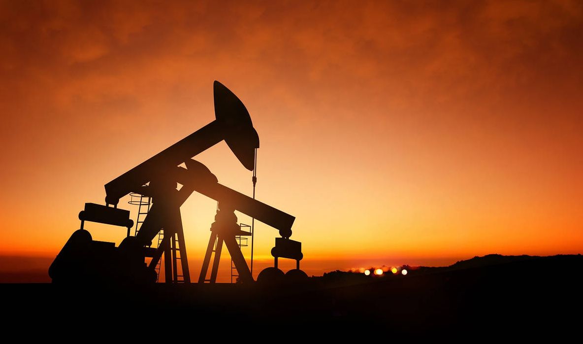 Au furat produse petroliere folosind maşini cu numere false. Jandarmii au cooperat cu Poliţia