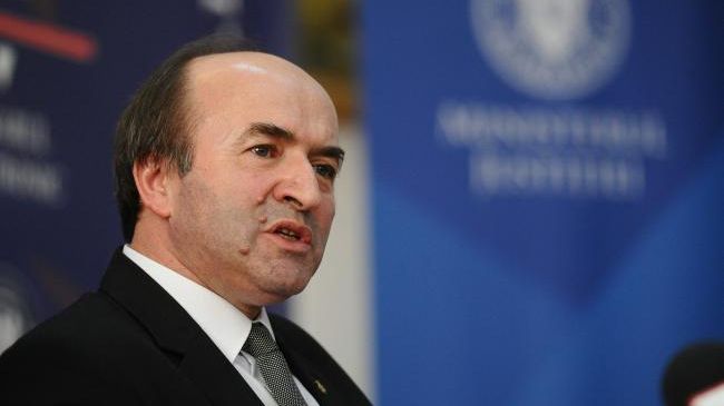 Parchetul de la Curtea Supremă îl taxează pe Tudorel Toader după eșecul de la CSM