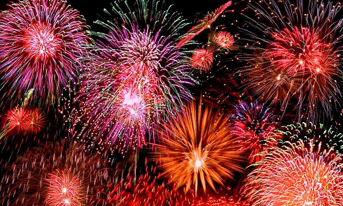 Realitatea vă arată Revelionul din stradă, Revelionul oamenilor obişnuiţi