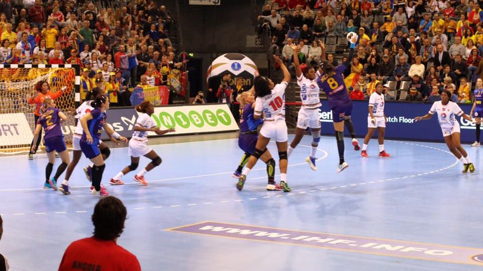 ROMÂNIA-ANGOLA, CM HANDBAL. Sărbătorim VICTORIA! Cristina Neagu a închis scorul 