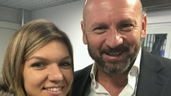 Stelea a răbufnit după cadoul primit de la Simona Halep: Ești scos afară și ți se bagă cadoul pe cap