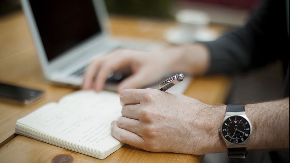 Tendințele s-au schimbat radical. Ce locuri de muncă preferă românii