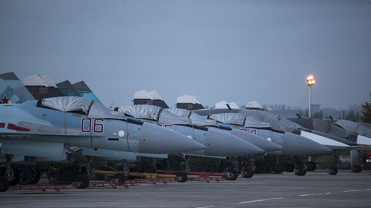 Atacuri cu drone asupra bazelor rusești din Siria. Pentagonul neagă orice implicare