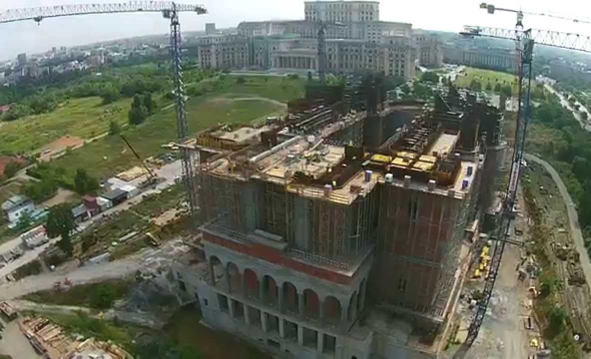 Francezii interesați de soarta Catedralei Mântuirii Neamului