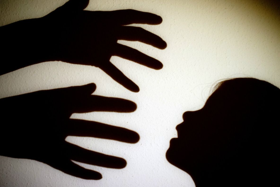 Ce trebuie să facă copiii când sunt abordaţi de necunoscuţi. Sfaturile unui expert criminolog