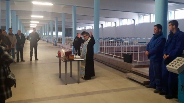 Apă sfințită direct de la robinet, în Prahova şi Dâmboviţa