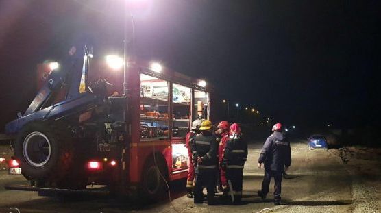 O maşină a căzut într-un lac de lângă Arad. Accident sau sinucidere?