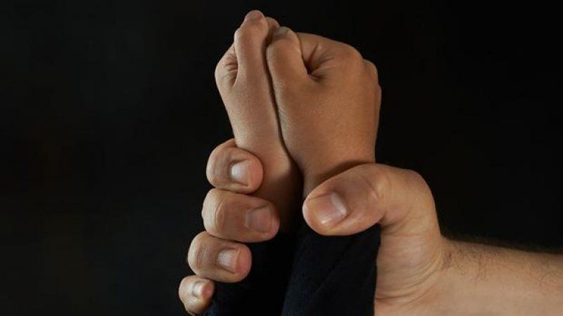 Un pedofil care pretindea că e medic, reținut în București