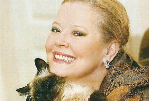 A murit o mare artistă din Rusia. Cântecul care a făcut-o celebră - VIDEO