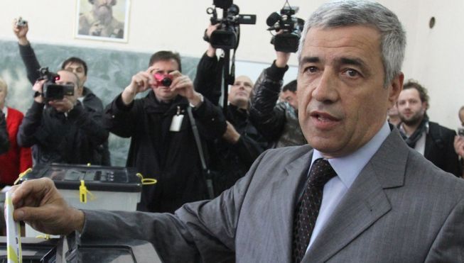 Asasinatul care aruncă în aer Balcanii. Lider sârb din Kosovo, împușcat mortal în fața biroului 