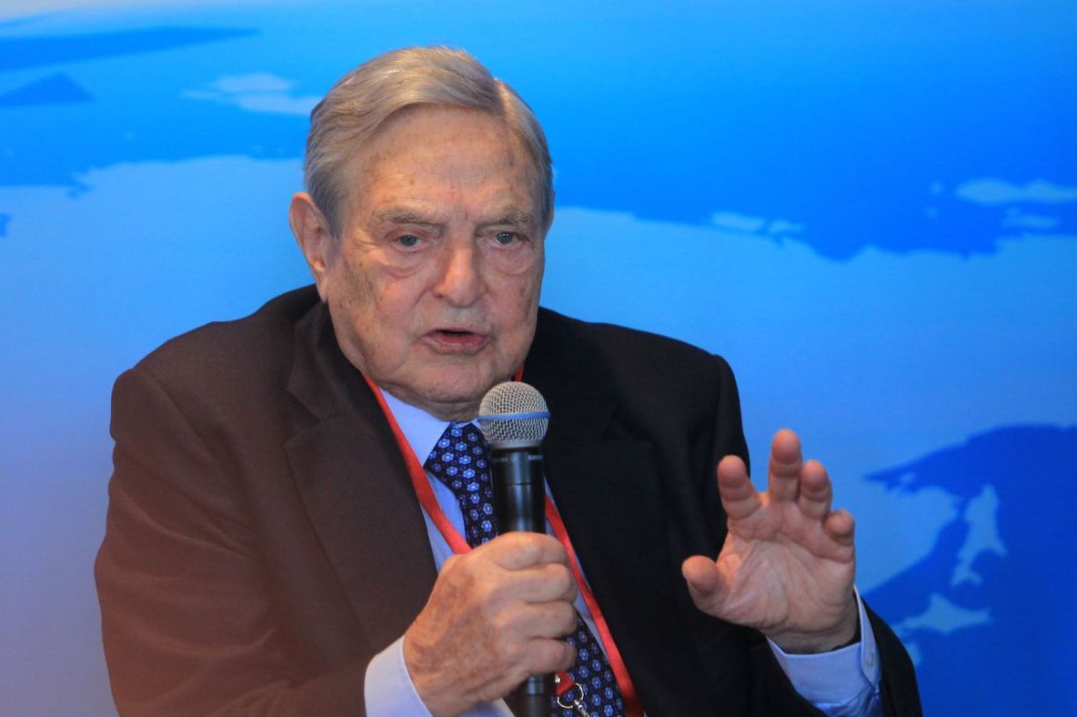 Miliardarul George Soroş atacă Facebook şi Google: "Pun în pericol democraţia"