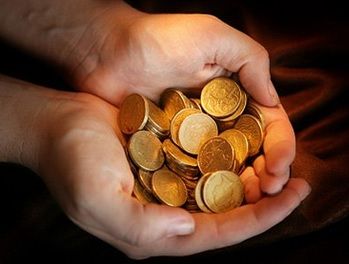 Horoscop financiar 22-28 ianuarie. Zodia care ajunge la sapă de lemn. Mai jos de atât nu se poate!