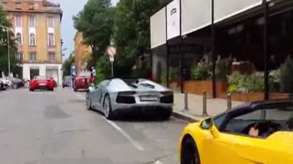 Cum trăiesc bogaţii Bulgariei. Maşini scumpe şi case de lux la sud de Dunăre