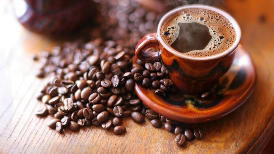 De ce NU trebuie să bei cafea dimineața, între 8.00 și 9.00. Puține persoane ştiu acest lucru!