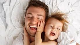 Câte zile libere își pot lua tații în acest an