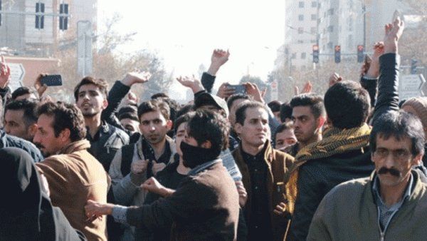Teheranul anunță ”sfârșitul revoltei” din Iran. Protestele s-au soldat cu 21 de morți