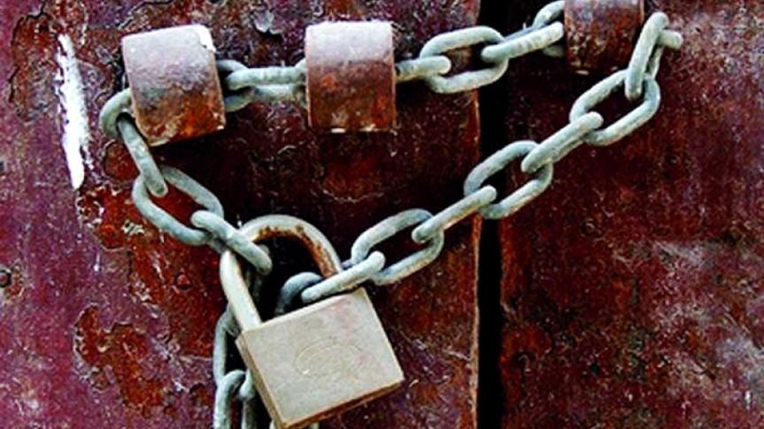 SCANDALUL demolării fabricilor românești. Dorin Iacob: Niciun guvern nu a venit cu o strategie. S-a prăbușit, de fapt, o industrie