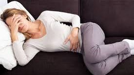 Cel mai des simptom ignorat de majoritatea femeilor duce la cancer ovarian