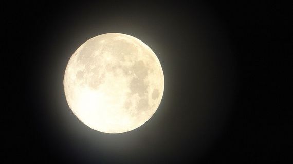 Cum ne influențează viaţa cele două Super Luni din ianuarie 2018. Se schimbă destine!