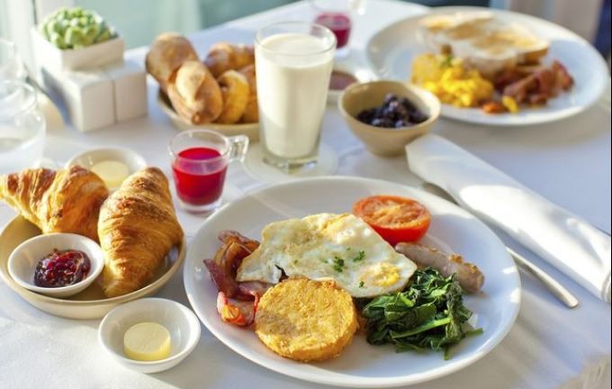 Cele mai proaste idei de mic dejun. De asta te îngraşi!